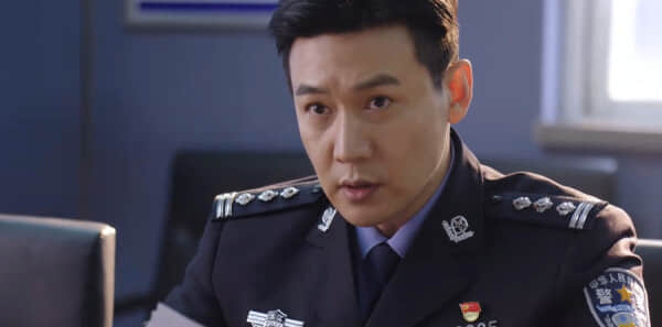 《人民警察》第4集剧情分析：悬念迭起，警察们艰难追寻真相